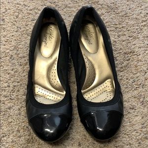 2” black wedges with patent toe